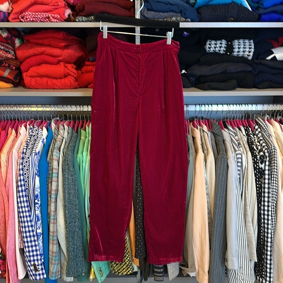 Know One Cares red crushed velvet 2 pocket trousers size S - Picture 1 of 3
